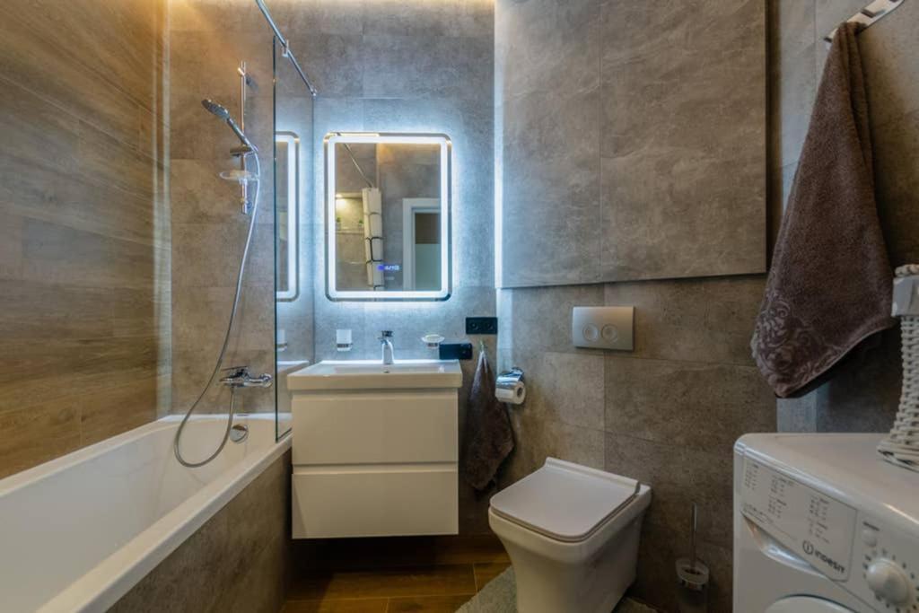 Апартаменти Vip - Smart Київ Екстер'єр фото